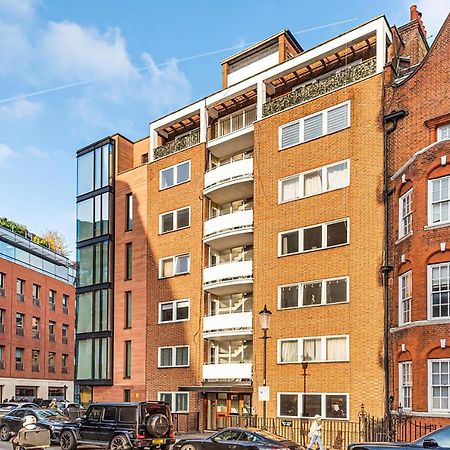 Modern Knightsbridge Apartment With Balcony Overlooking Harrods Prime Location לונדון מראה חיצוני תמונה