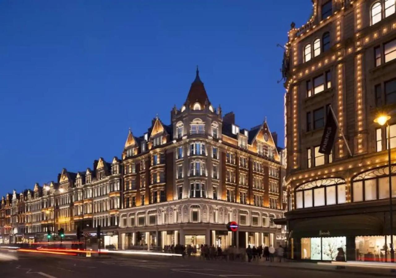 Modern Knightsbridge Apartment With Balcony Overlooking Harrods Prime Location לונדון מראה חיצוני תמונה