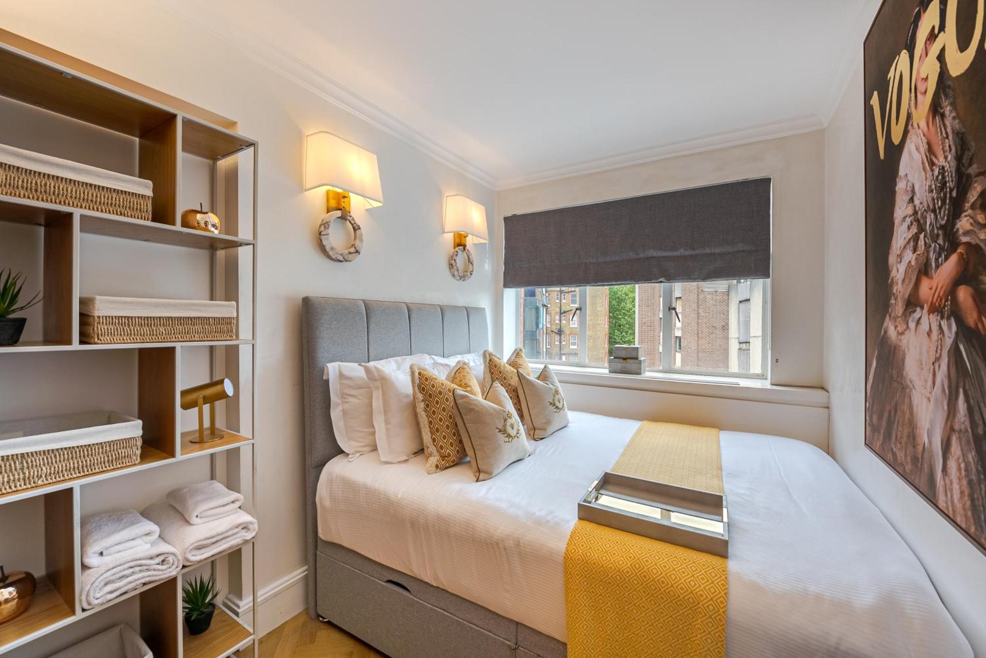 Modern Knightsbridge Apartment With Balcony Overlooking Harrods Prime Location לונדון מראה חיצוני תמונה